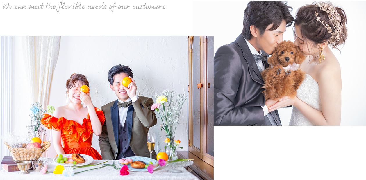 大阪のスタジオでティータイム風のフォトウェディングを撮影するカップルとワンちゃんと一緒に撮影するカップル
